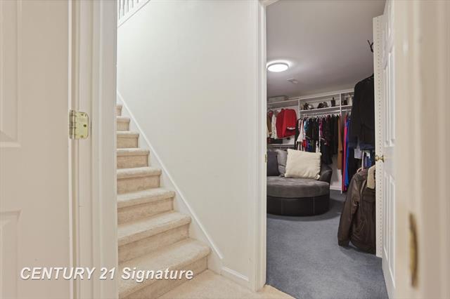 Builiding view thirty five for 49 Willow Pond Dr., Saginaw, MI. 48603