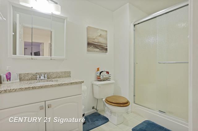 Builiding view thirty four for 49 Willow Pond Dr., Saginaw, MI. 48603