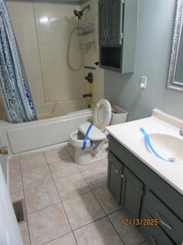 Builiding view fourteen for 10088 Sonora, Fenton, MI. 48430