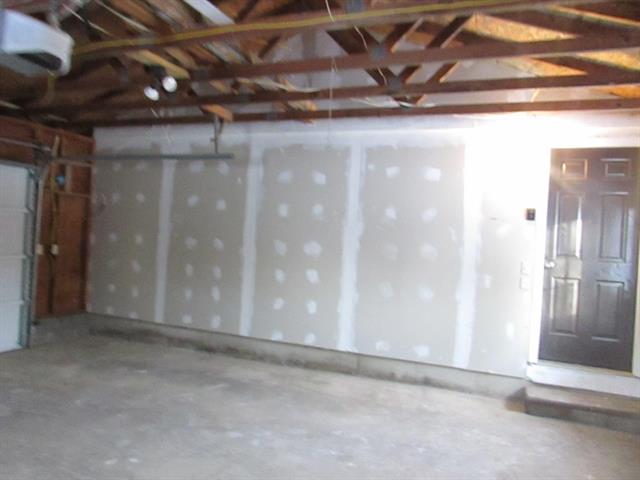 Builiding view thirty for 10088 Sonora, Fenton, MI. 48430