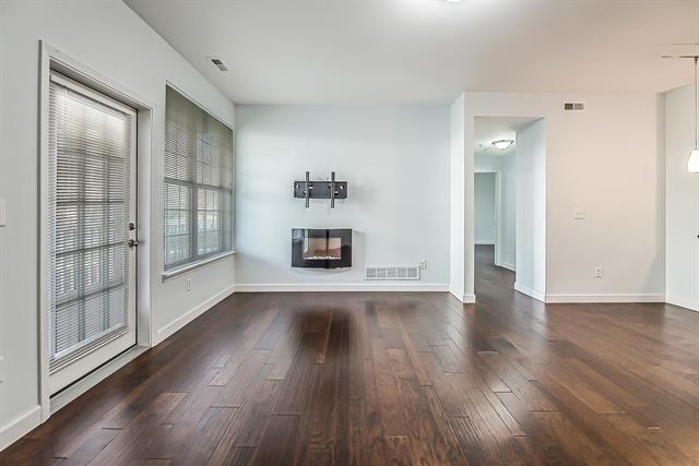 Builiding view eight for 922 Summerfield Glen, Ann Arbor, MI. 48103