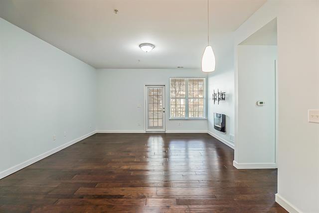 Builiding view five for 922 Summerfield Glen, Ann Arbor, MI. 48103