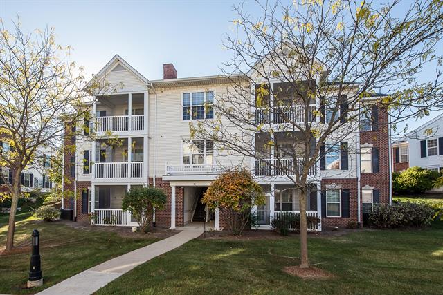 Builiding view one for 922 Summerfield Glen, Ann Arbor, MI. 48103