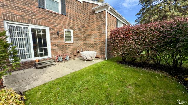 Builiding view three for 92 Linswood St., Monroe, MI. 48162