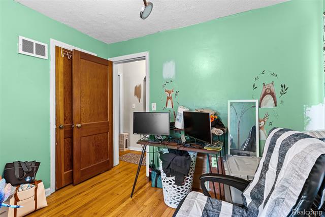 Builiding view fifteen for 821 Ryan Street, Owosso, MI. 48867