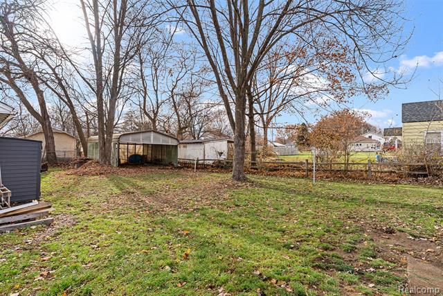 Builiding view nineteen for 821 Ryan Street, Owosso, MI. 48867