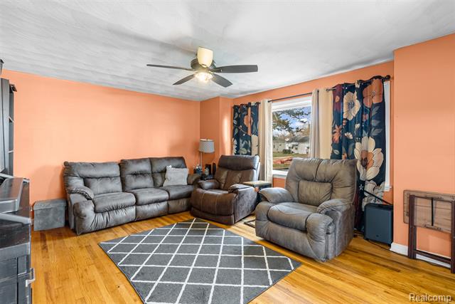 Builiding view seven for 821 Ryan Street, Owosso, MI. 48867