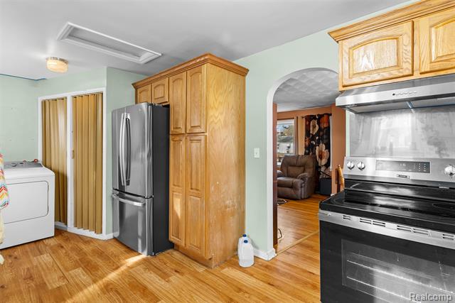 Builiding view thirteen for 821 Ryan Street, Owosso, MI. 48867