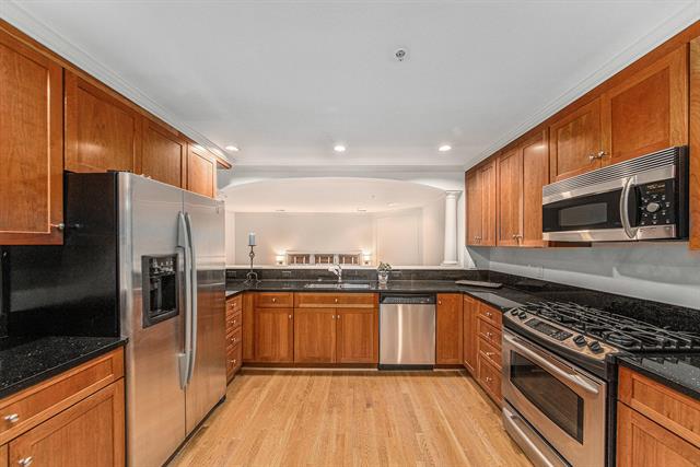 Builiding view eight for 140 Ashley Mews, Ann Arbor, MI. 48104