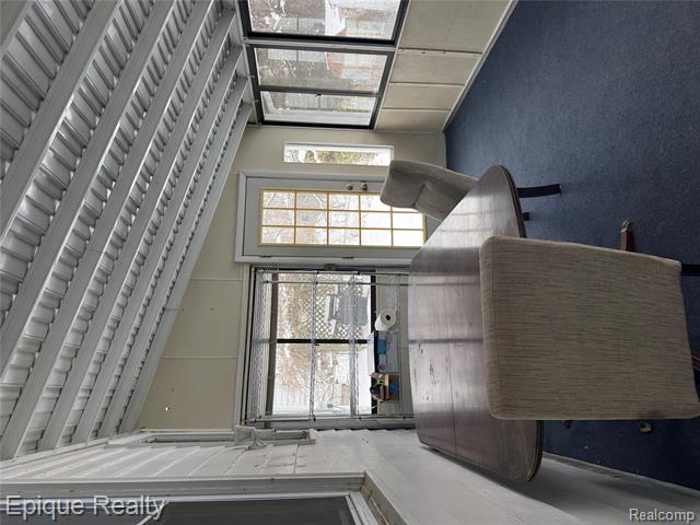 Builiding view six for 2468 Fernwood, Ann Arbor, MI. 48104