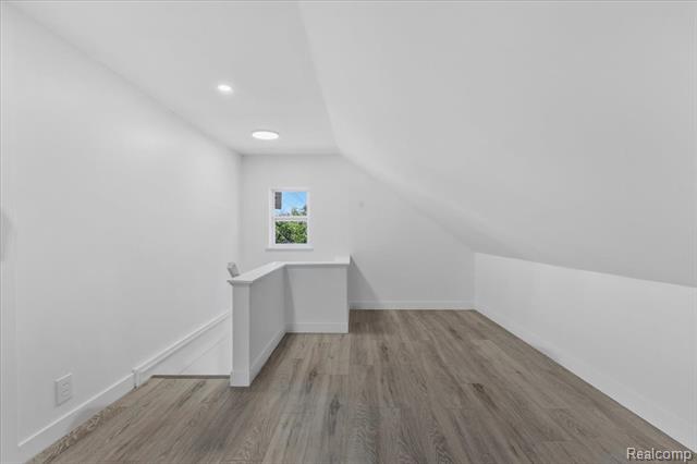 Builiding view sixteen for 1761 Stanford, Berkley, MI. 48072