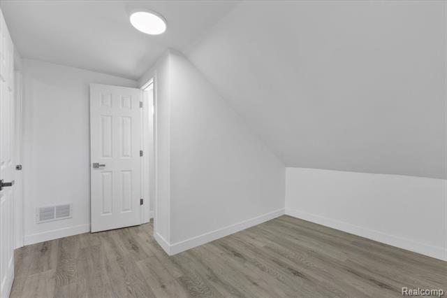 Builiding view thirteen for 1761 Stanford, Berkley, MI. 48072