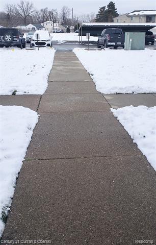 Builiding view one for 10185 Allen Pointe, Allen Park, MI. 48101