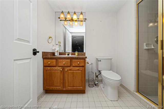 Builiding view forty nine for 27085 Winchester, Farmington, MI. 48331