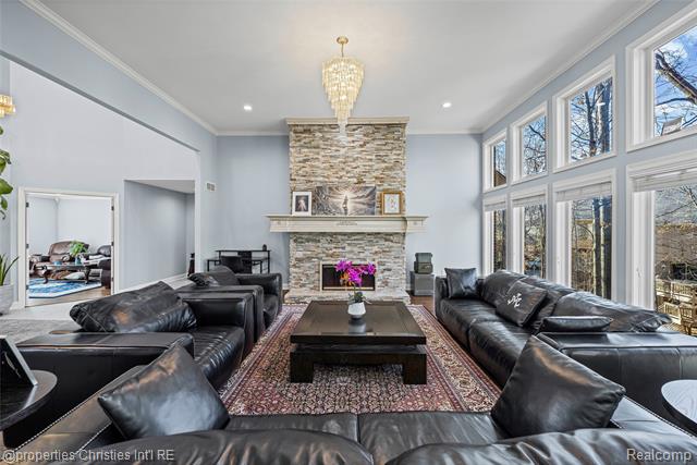 Builiding view nine for 27085 Winchester, Farmington, MI. 48331