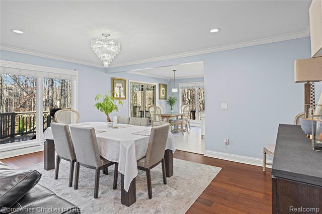 Builiding view ten for 27085 Winchester, Farmington, MI. 48331