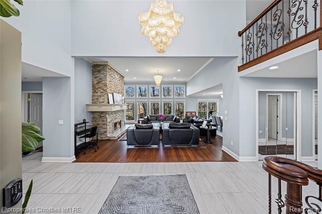 Builiding view three for 27085 Winchester, Farmington, MI. 48331