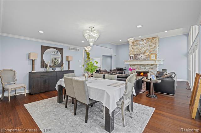 Builiding view twelve for 27085 Winchester, Farmington, MI. 48331