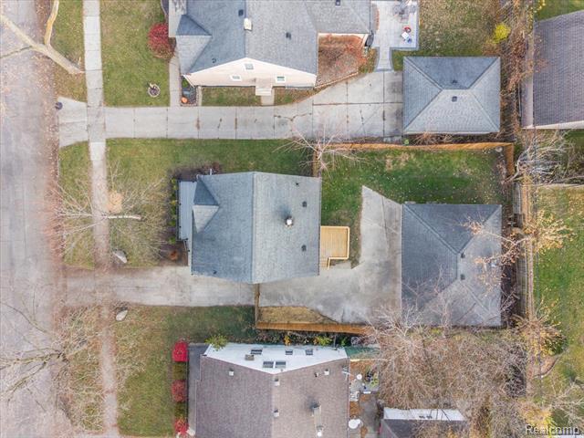 Builiding view thirty two for 1888 Griffith, Berkley, MI. 48072