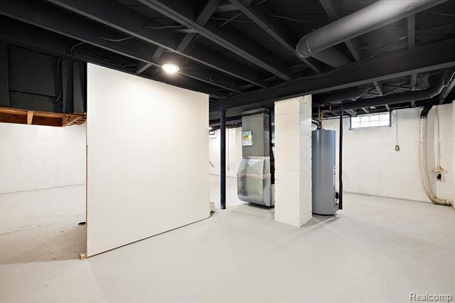 Builiding view twenty four for 1888 Griffith, Berkley, MI. 48072