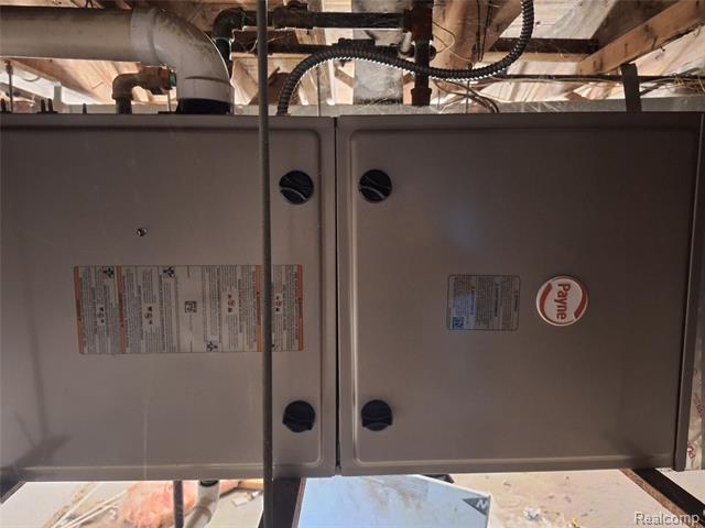 Builiding view eight for 6921 Wegner, Saginaw, MI. 48609