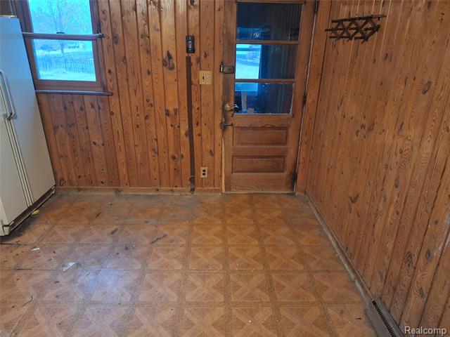 Builiding view nineteen for 6921 Wegner, Saginaw, MI. 48609