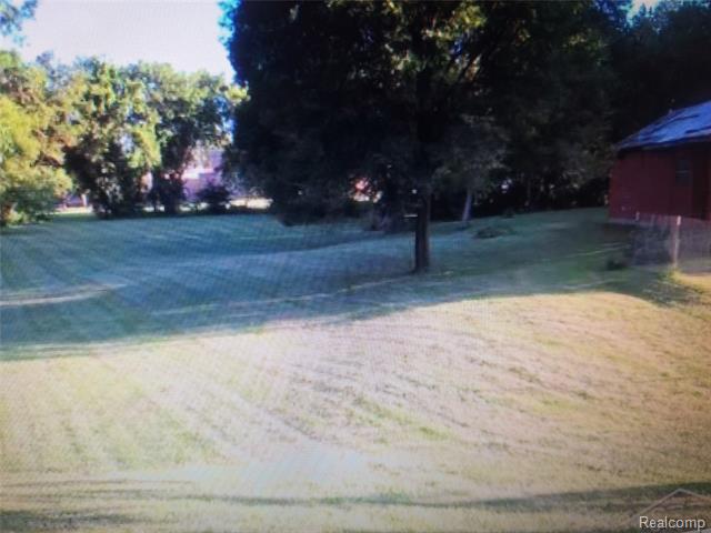 Builiding view two for 6921 Wegner, Saginaw, MI. 48609