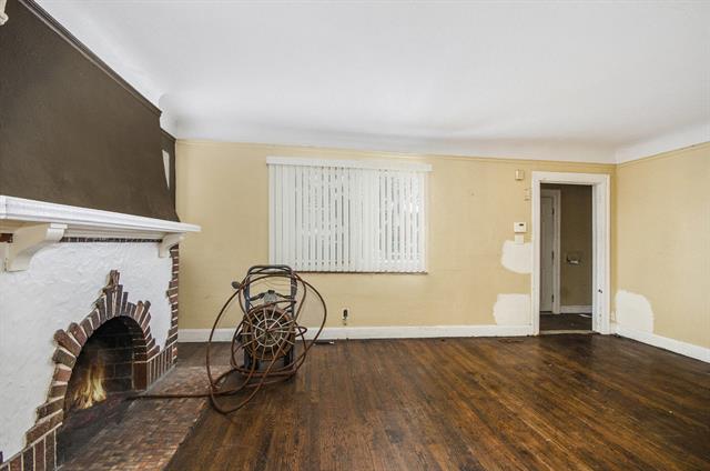 Builiding view four for 15763 Robson, Detroit, MI. 48227