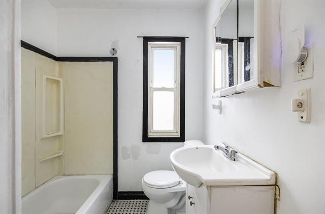 Builiding view nine for 15763 Robson, Detroit, MI. 48227