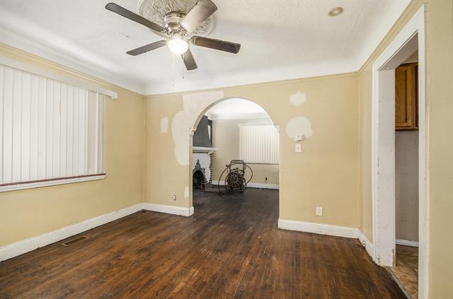 Builiding view seven for 15763 Robson, Detroit, MI. 48227