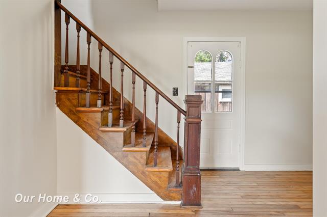 Builiding view ten for 240 3Rd, Imlay City, MI. 48444