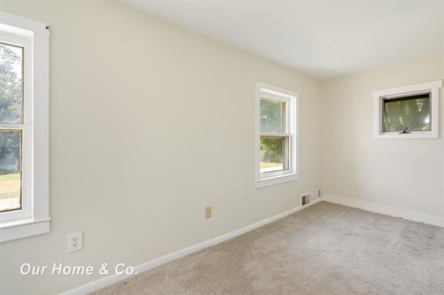 Builiding view thirteen for 240 3Rd, Imlay City, MI. 48444