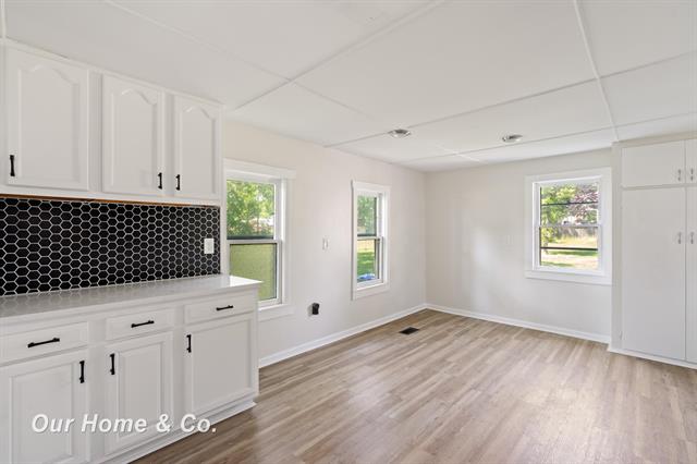 Builiding view twenty eight for 240 3Rd, Imlay City, MI. 48444