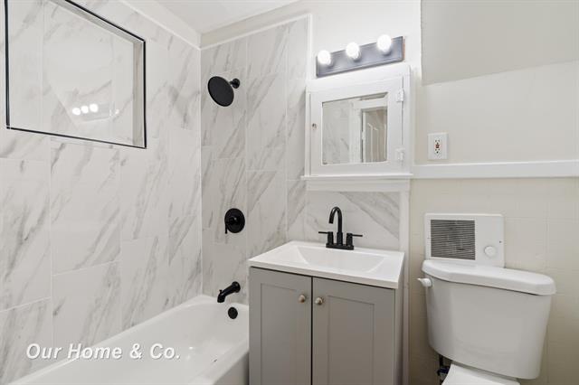 Builiding view twenty three for 240 3Rd, Imlay City, MI. 48444