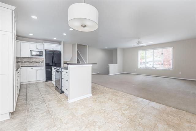 Builiding view fifteen for 51 Chestnut, Chelsea, MI. 48118