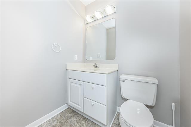 Builiding view twenty four for 51 Chestnut, Chelsea, MI. 48118