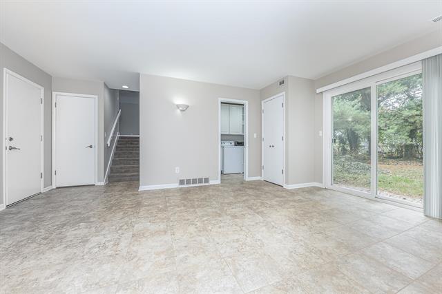 Builiding view twenty three for 51 Chestnut, Chelsea, MI. 48118