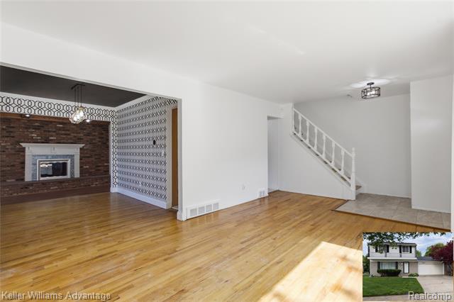 Builiding view six for 27646 Pierce, Southfield, MI. 48076
