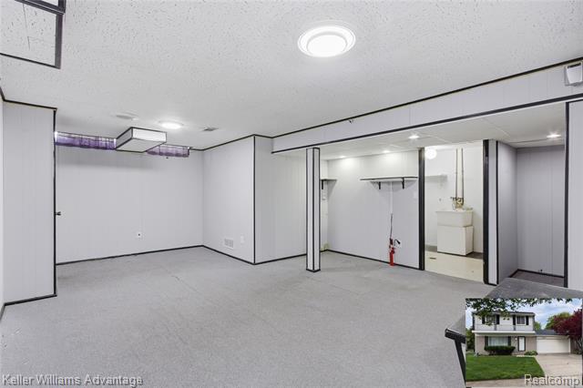Builiding view twenty for 27646 Pierce, Southfield, MI. 48076