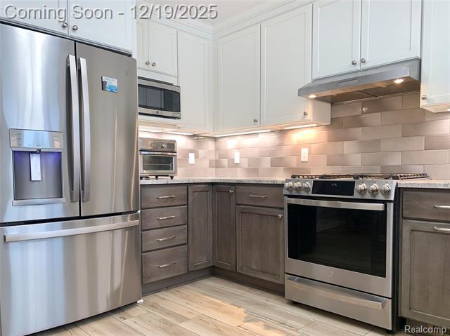 Builiding view four for 5113 Candlewood Dr., Grand Blanc, MI. 48439