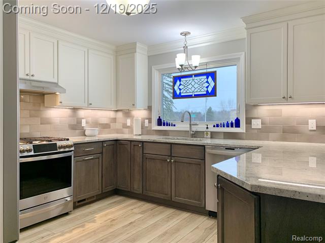 Builiding view two for 5113 Candlewood Dr., Grand Blanc, MI. 48439