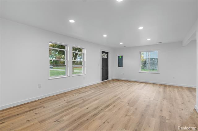 Builiding view forty one for 1445 Seymour, Flushing, MI. 48433
