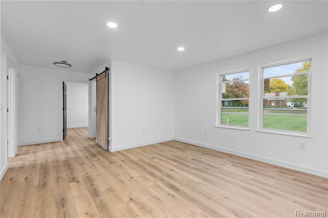 Builiding view forty for 1445 Seymour, Flushing, MI. 48433