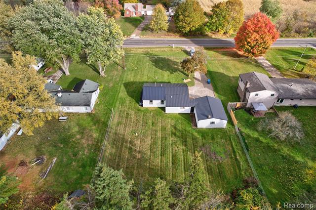 Builiding view thirteen for 1445 Seymour, Flushing, MI. 48433