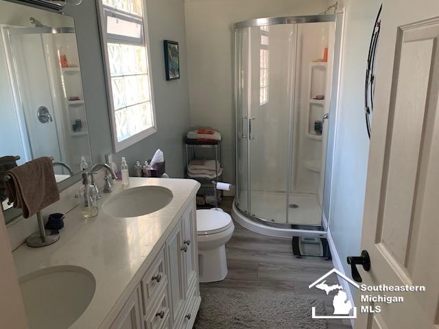 Builiding view ten for 2841 1St, Monroe, MI. 48162