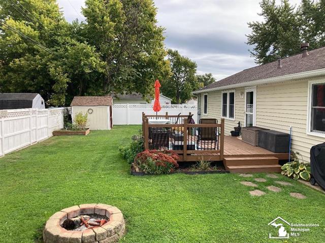 Builiding view two for 2841 1St, Monroe, MI. 48162