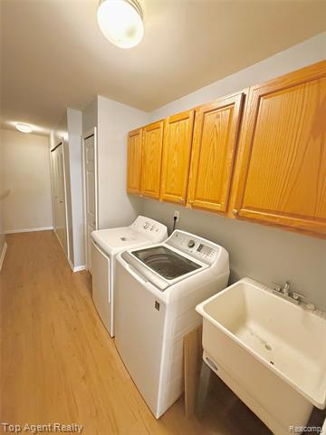 Builiding view four for 44975 Marigold, Sterling Heights, MI. 48314