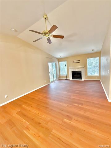 Builiding view one for 44975 Marigold, Sterling Heights, MI. 48314