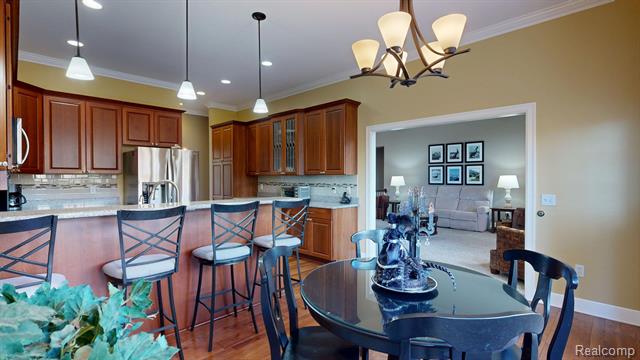 Builiding view eighteen for 4400 Oak Tree, Fenton, MI. 48430