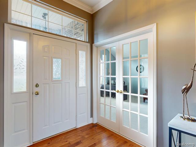 Builiding view six for 4400 Oak Tree, Fenton, MI. 48430